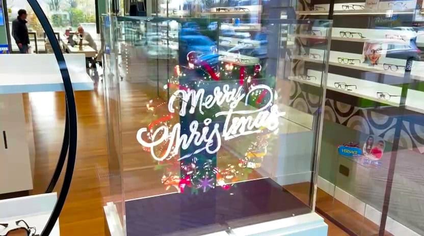 La rivoluzione delle vetrine di Natale: tecnologia olografica 3D
